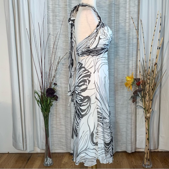 Laura Vann white with black flowers halter A-line dress. - Picture 14 of 16